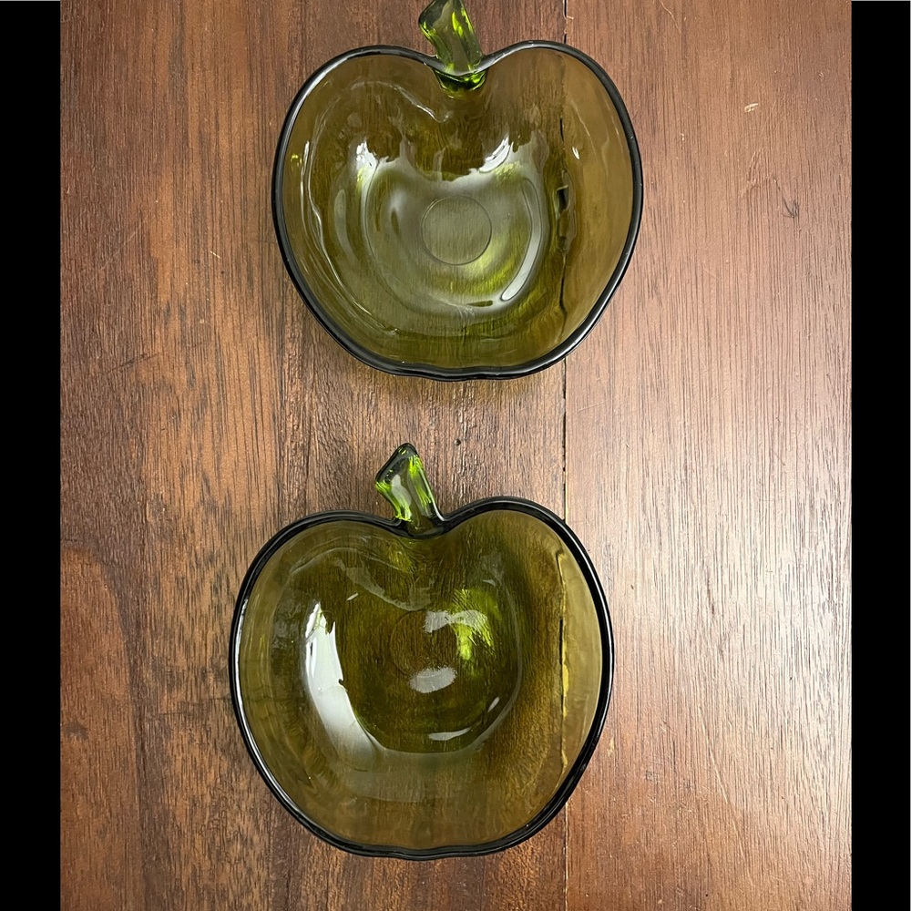 Vintage set of two green apple Hazel Atlas glass dishes, fruit dessert bowl